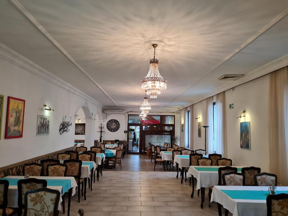 Ugostiteljski Objekat Karibo Ξενοδοχείο Σόμπορ Εξωτερικό φωτογραφία